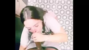 Pata gruesa va al gimnasio y termina chupando una bbc