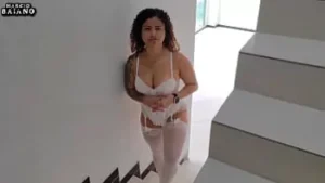 Amatör striptiz seksi bebek Eliane furacao, özlem sıcak ırklararası karşılaşma