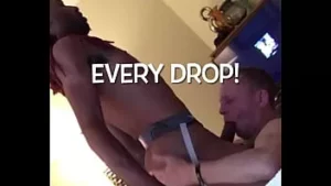 Bcm. Ich liebe große schwarze Schwänze. Ich liebe alle schwarzen Schwänze. besonders bisexuelle und heterosexuelle Typen. Dies ist ein kurzes Video, in dem ich verschiedene Spermaladungen von einigen heißen Schwarzen schlucke. Sacramento hier und ich bin immer hungrig nach Spermaladungen.